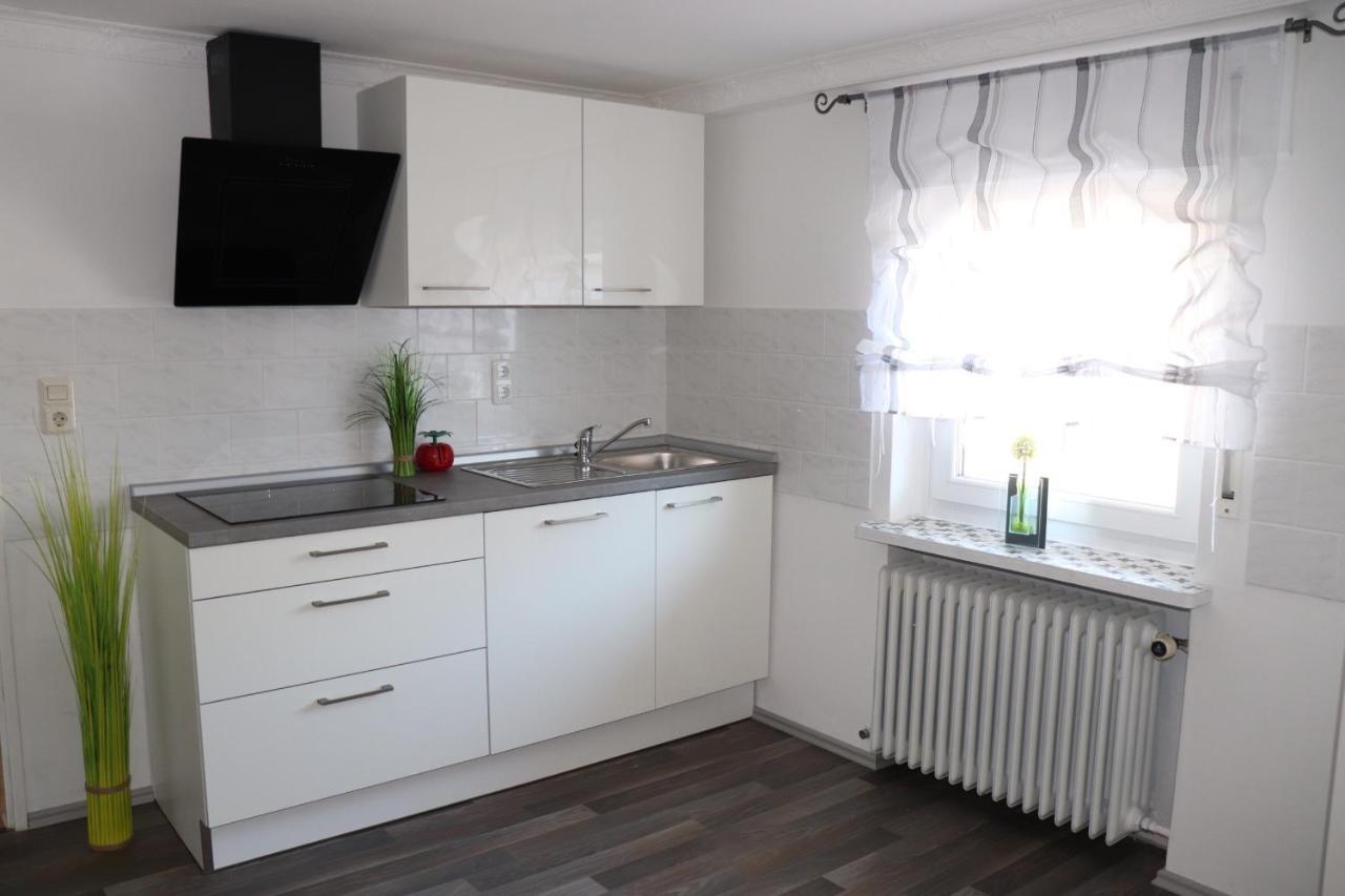 Ferien- Und Monteurwohnung Julia Mörlenbach エクステリア 写真